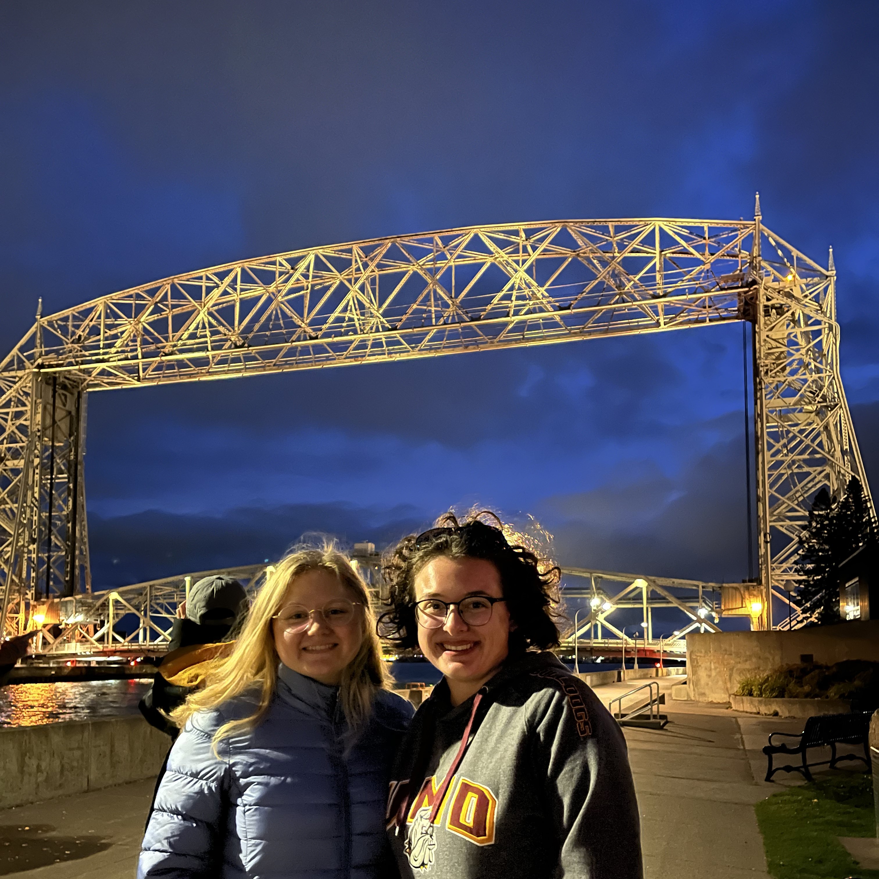 Heidi-and-Alena-at-Lift-Bridge-2